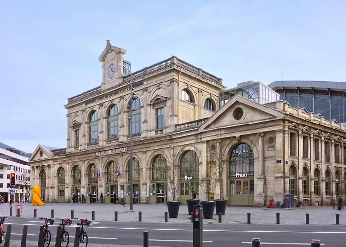 Train Station: Equipped *