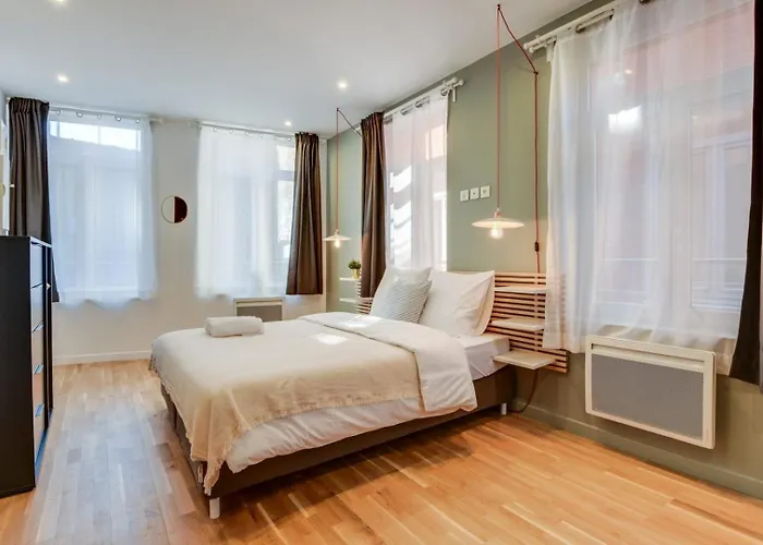 Train Station: Equipped Appartement Lille