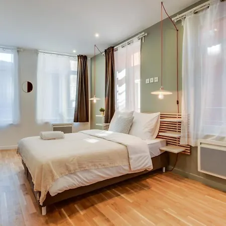 Train Station: Equipped Apartman Lille